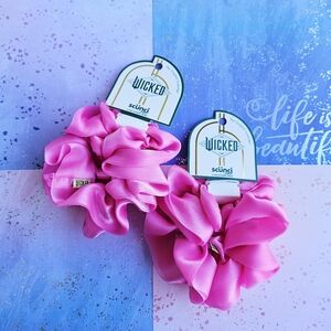 Universal Studios Wicked The Original Scrunchie Pink Silky Hair Scrunchies